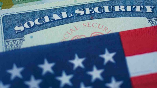 Attention 66-Year-Olds Meet These Requirements to Receive a $4,018 Social Security Check on