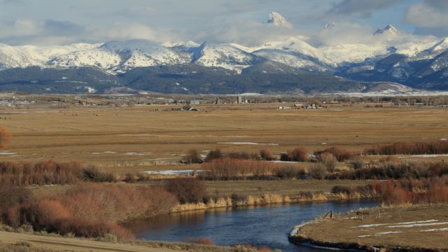 NOAA Winter Outlook Ohio, Indiana, Kentucky Expect Wetter Season, While Texas, New Mexico, and Florida Face Drier Conditions