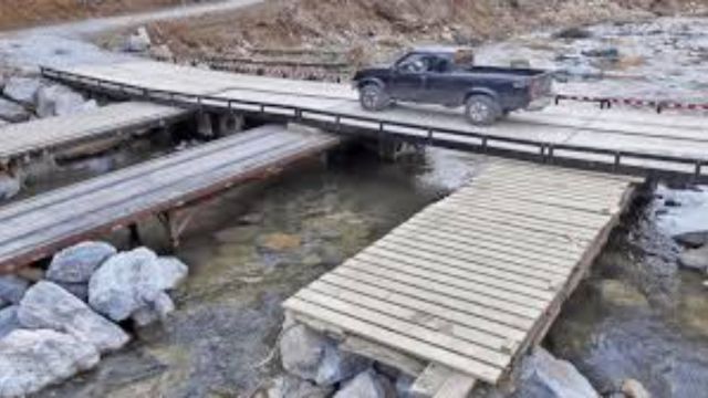 Tennessee Locals Take Action, Rebuild Bridge Using Semi Trailers Amid Delayed Assistance