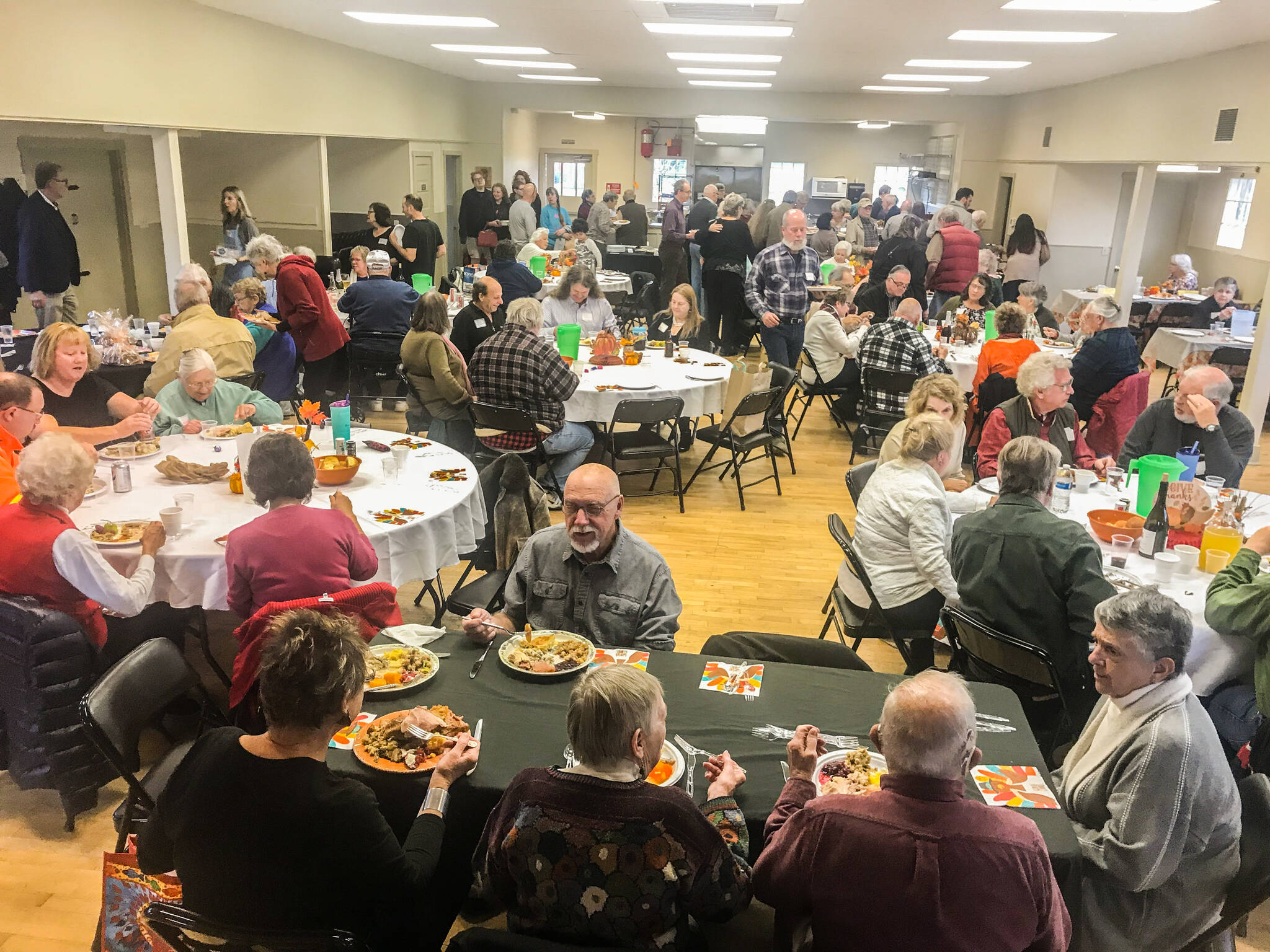 1,500 Thanksgiving Meals Served at Heartwarming Donelson Event