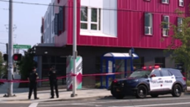 Man Hospitalized Following Multiple Stab Wounds in Northeast Portland