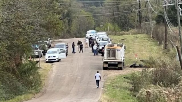 Mississippi Man Tragically Dies After Being Buried Under Hot Asphalt During Dump Truck Repair