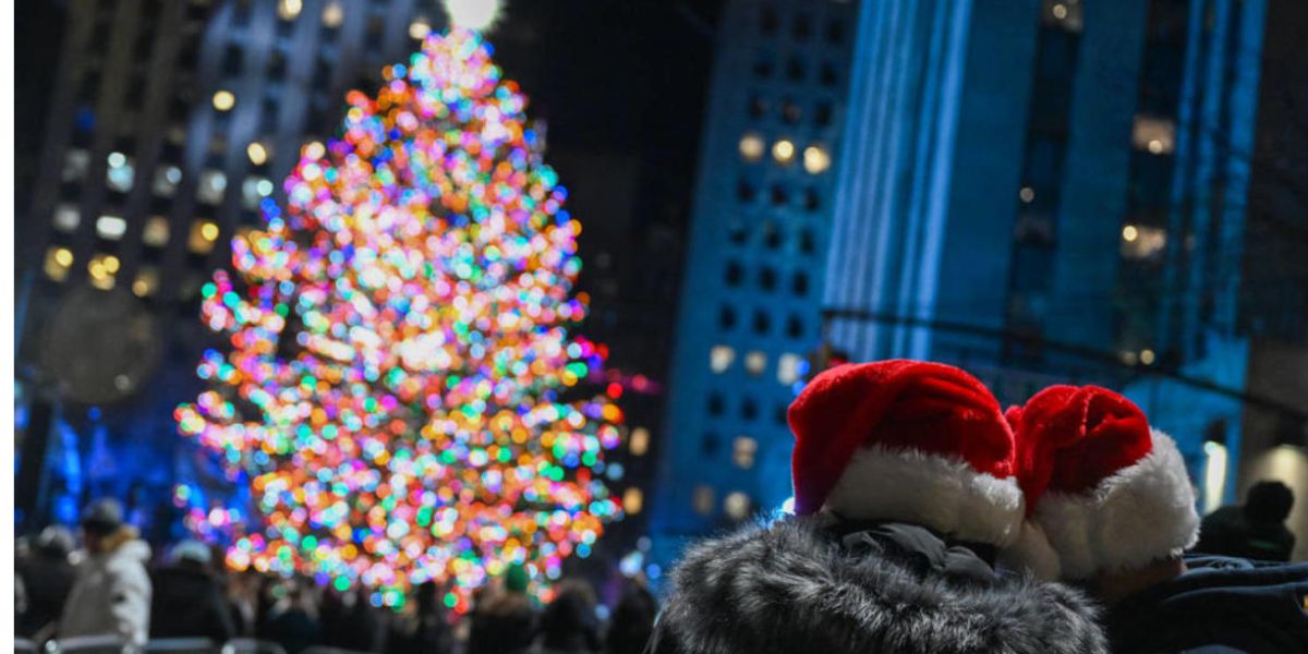 How to Watch the Rockefeller Center Christmas Tree Lighting and What Time It Starts