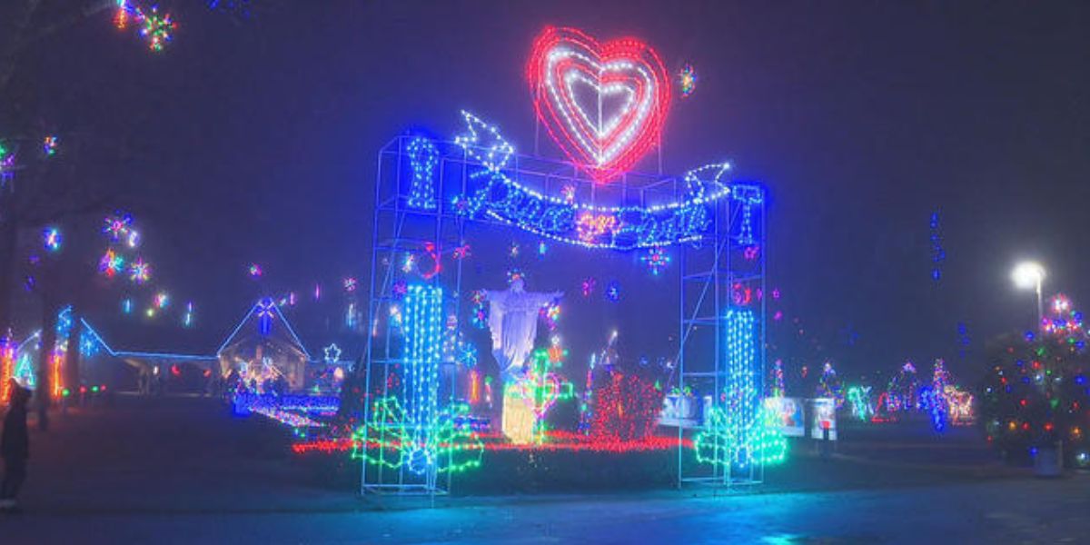 Weather Warning: Wind and Rain Could Affect Holiday Displays Across Massachusetts