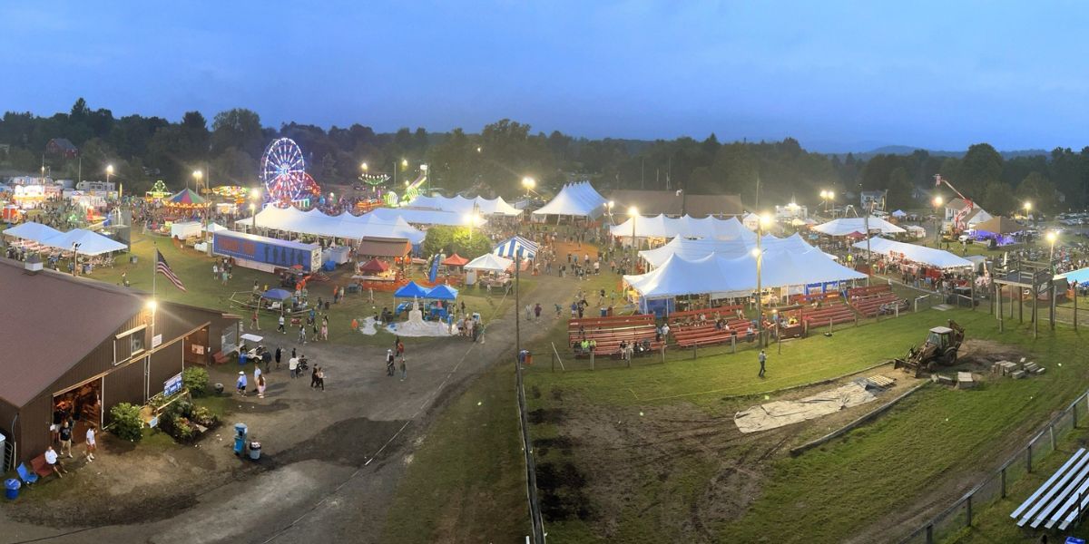 Washington County Fair Guide Demolition Derby, Rides, Livestock Auction & More