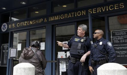 California Bill Would Require Schools to Be Notified of Federal Immigration Enforcement Visits