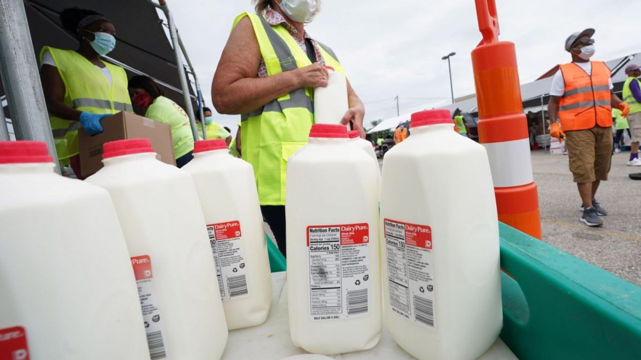 Florida Health Officials Warn Against Raw Milk after 7 Hospitalized, 21 Sickened