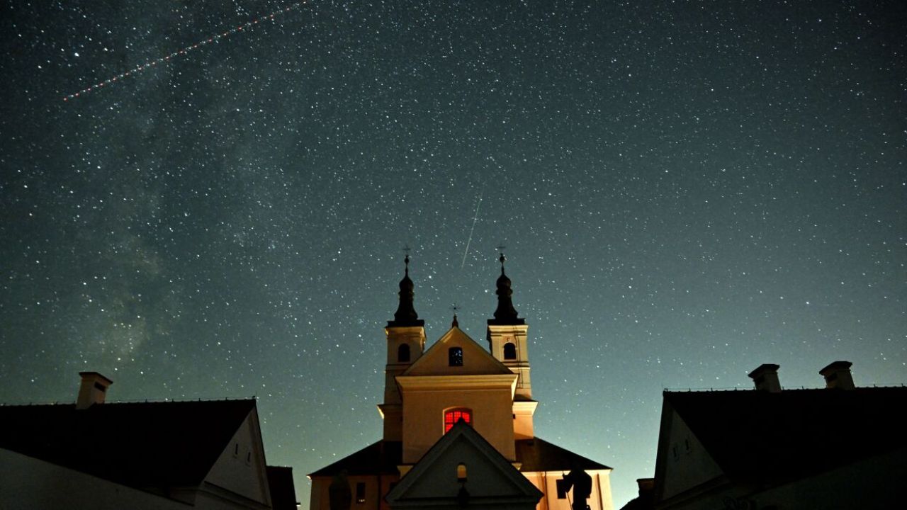 Meteor Shower in Connecticut 2025 Dates, Timing and Ideal Locations