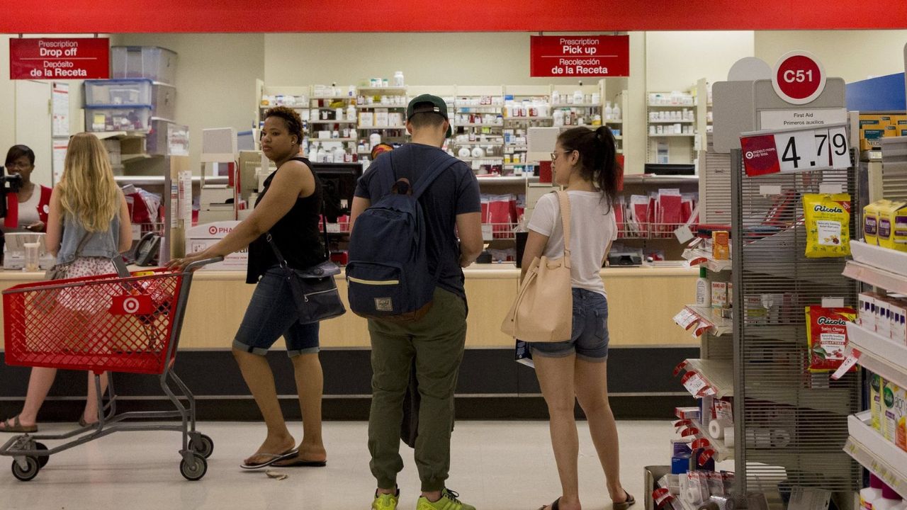 Retail Giants Roll Out Ban Effort to End Disposable Plastic Bags Use