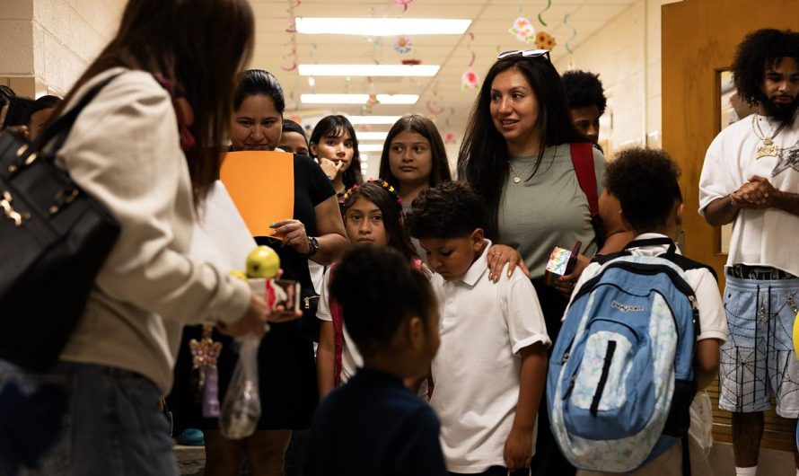 FWISD touts more A-rated schools, academic progress in ratings. Is it enough to avoid state takeover?