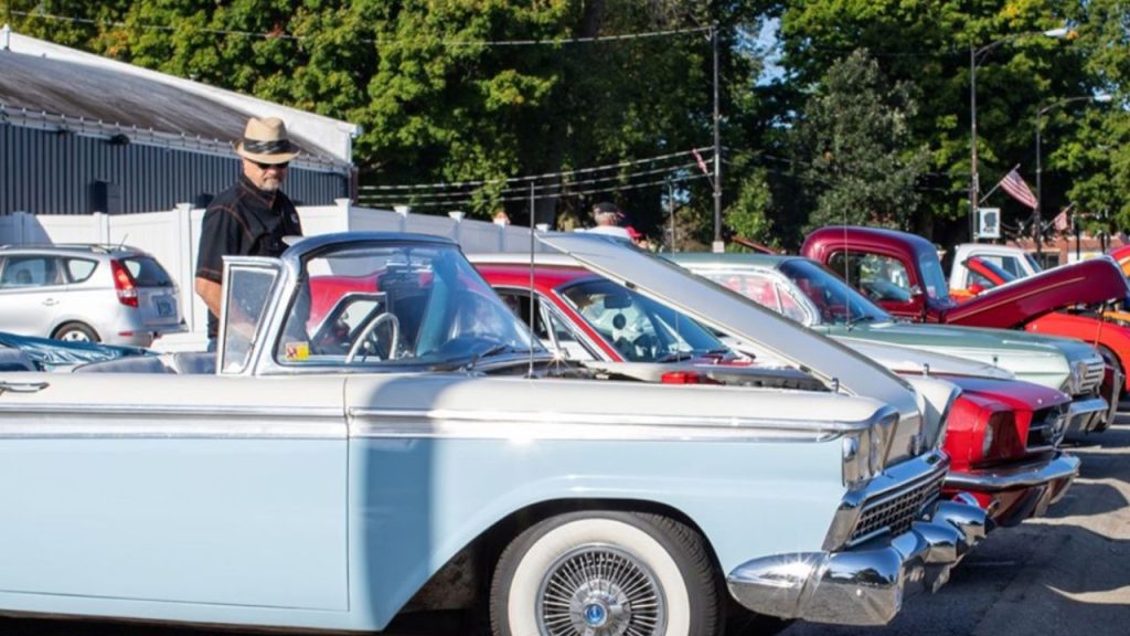 Mount Pulaski Fall Festival 2025 in Illinois Dates, Food Vendors, and Live Entertainment