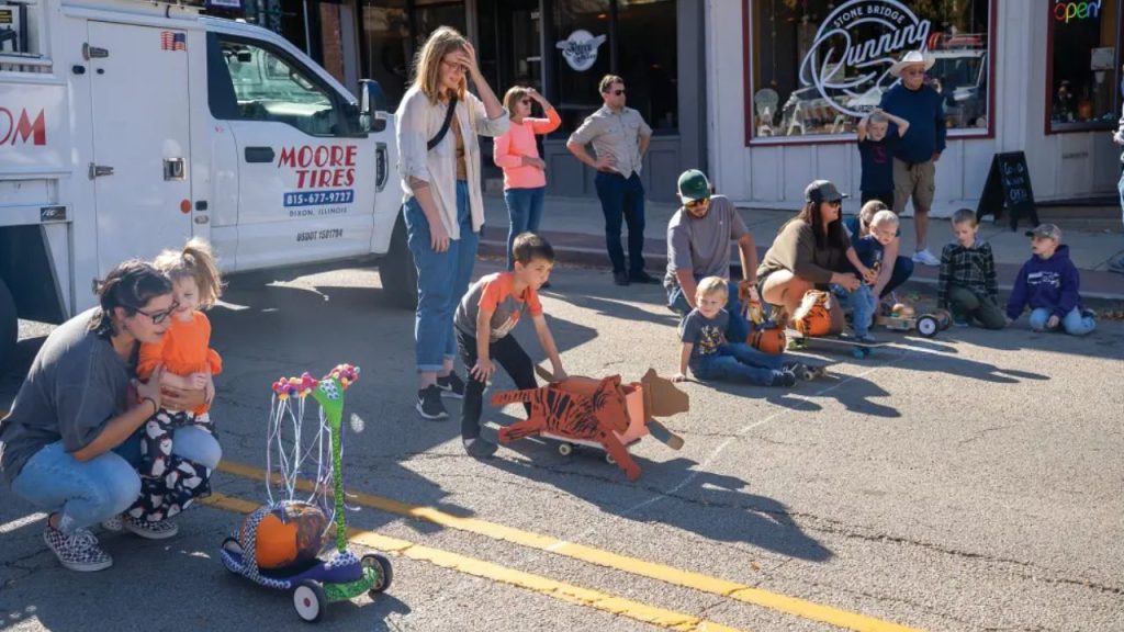 Salem Harvest Festival 2025 in Illinois Dates, Food, Rides, and Entertainment Lineup (1)