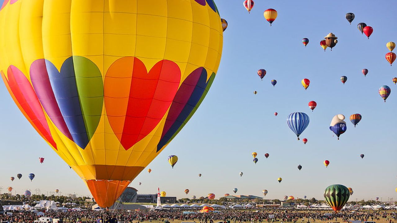 Albuquerque International Balloon Fiesta 2025 Full Schedule, Admission Info, and Balloon Release Events