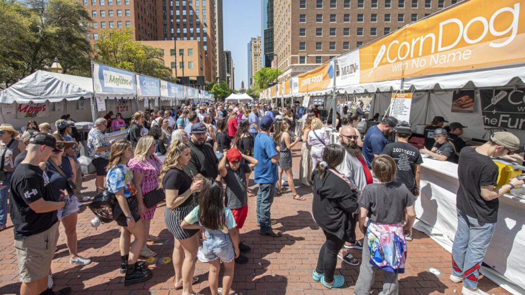 Fort Worth Art Festival 2025 Full Schedule, Admission Info, Exhibitions and Vendors (1)