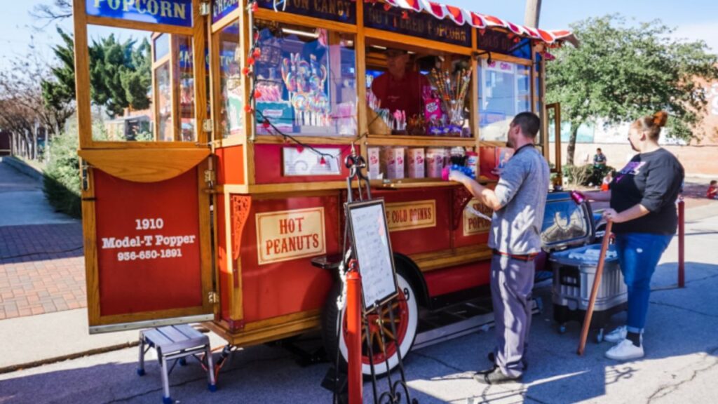 Huntsville Holiday Market Shopping, Live Music, Rides, and Seasonal Treats