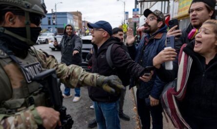 Mexican Migrant Arrested after Border Patrol Agents Targeted in Chicago Shooting During ICE Operation (1)
