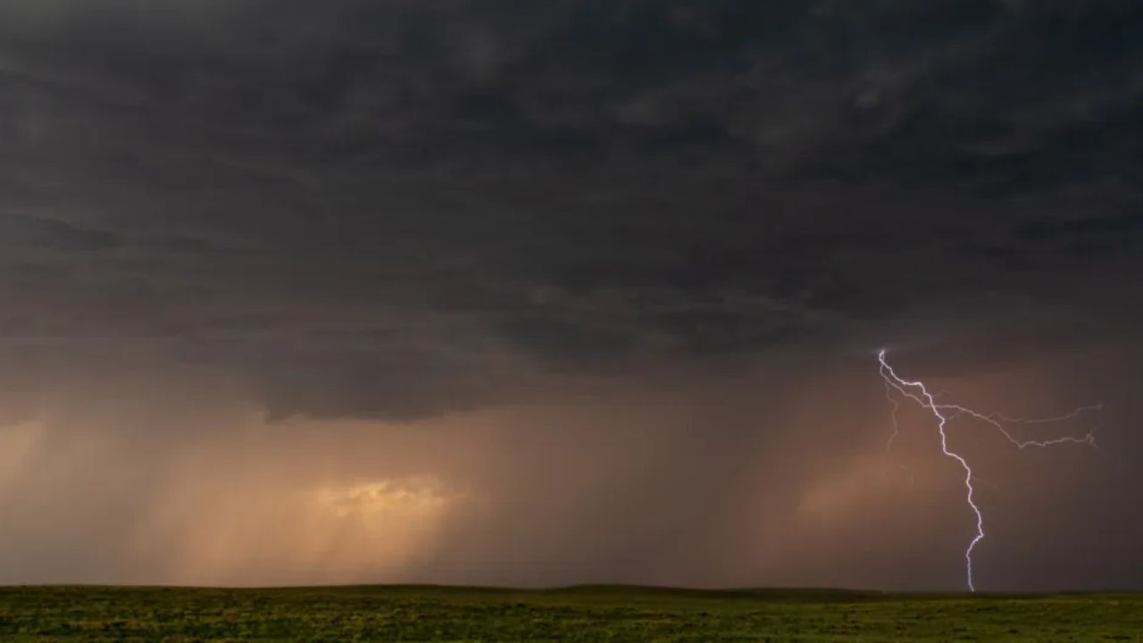 Missouri Fall Storm Causes Hail, High Winds; Authorities Advise Precautions