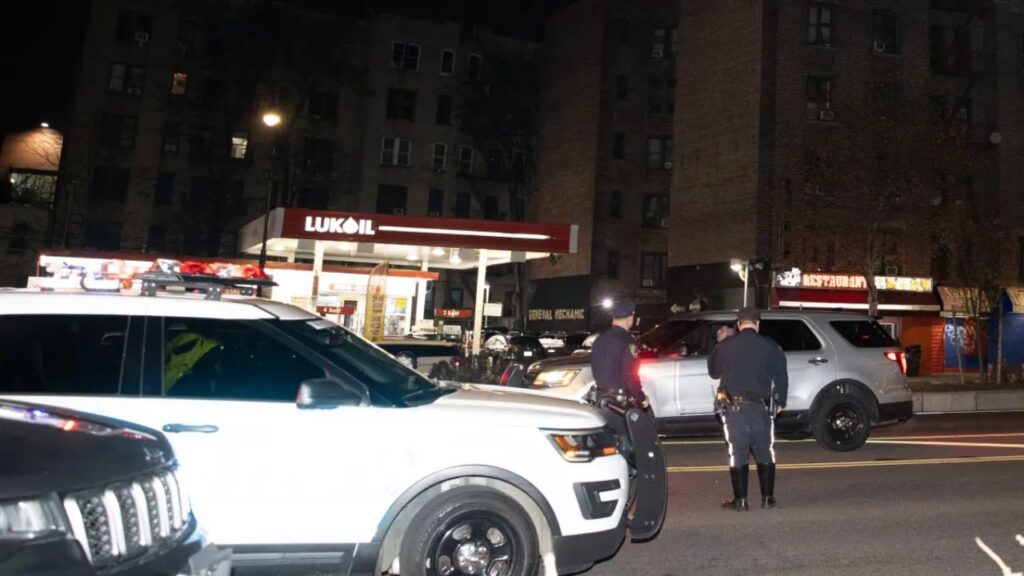 Pedestrian Killed in Bronx Hit-and-Run on Grand Concourse as Police ...