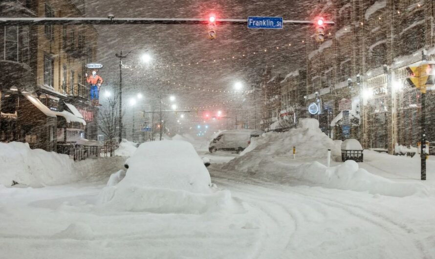 Winter Storm Warnings Issued as Up to 15 Inches of Snow Threatens 13 U.S. States
