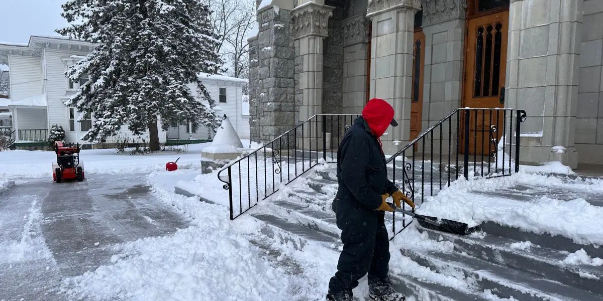 Winter Storms Bring Heavy Snow, Rain, and Travel Hazards Across Northern U.S. Over Thanksgiving Weekend