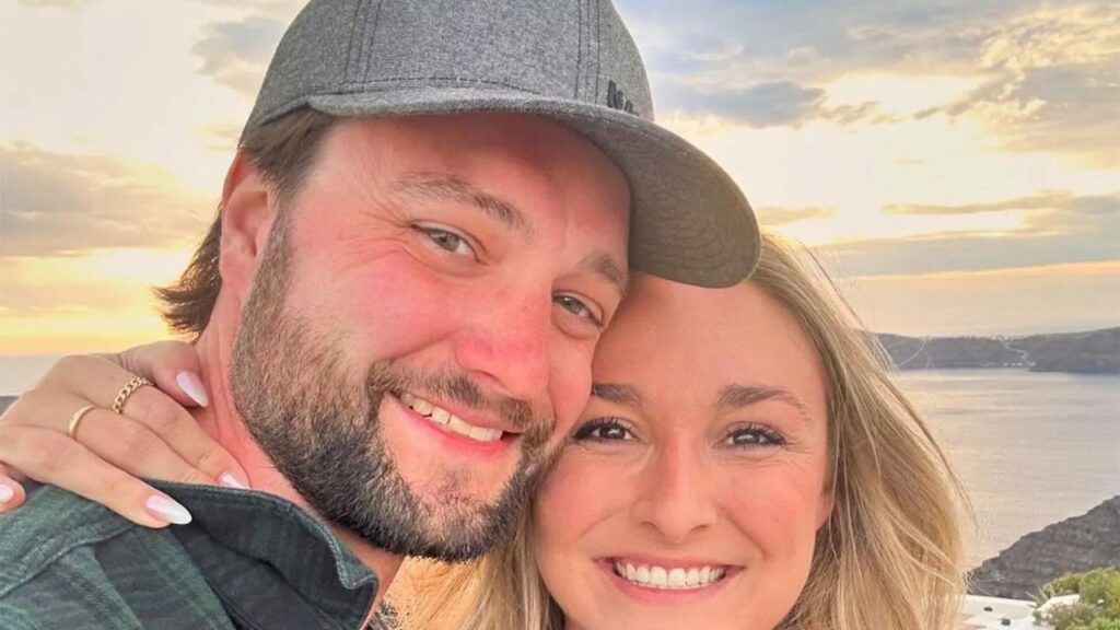 Wisconsin Newlyweds Found Dead in Car Authorities Confirm Homicide-Suicide (1)