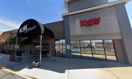 Beloved Southern Cafeteria Chain Announces Sudden Permanent Closure of All Locations after Decades of Service