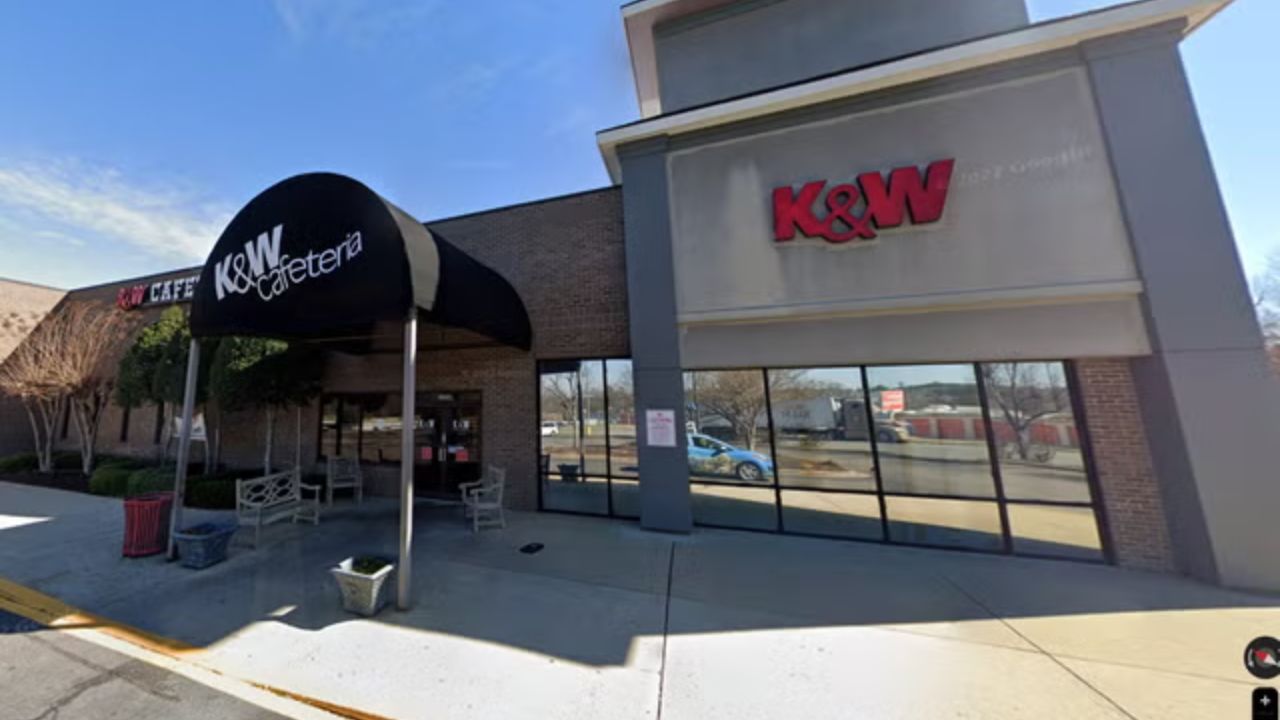 Beloved Southern Cafeteria Chain Announces Sudden Permanent Closure of All Locations after Decades of Service