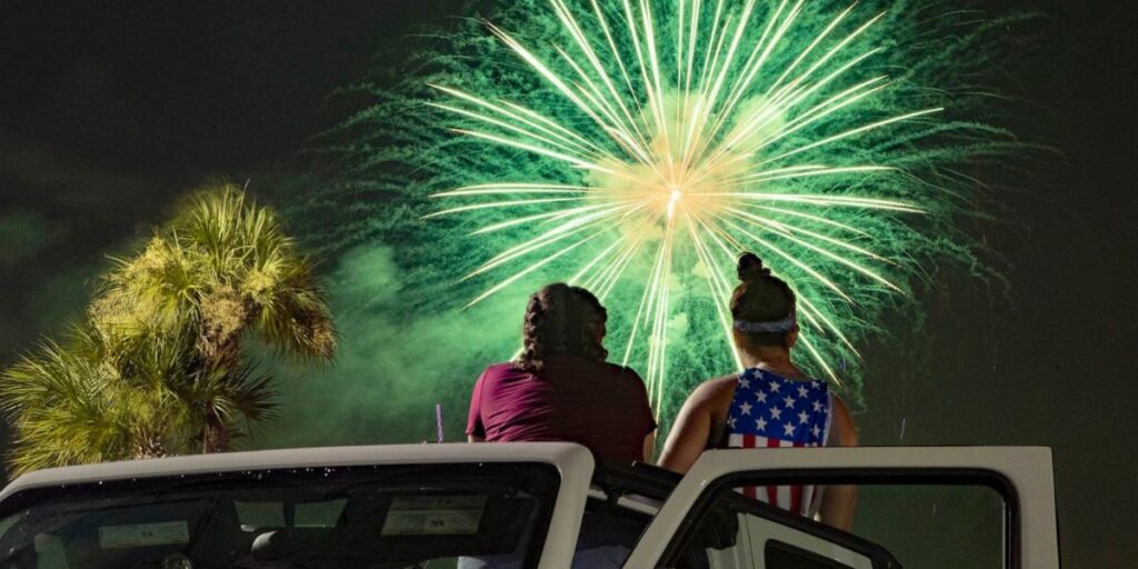 New Year Fireworks Dallas 2025 Downtown Show Details, Viewing Areas, and Nearby Events (2)