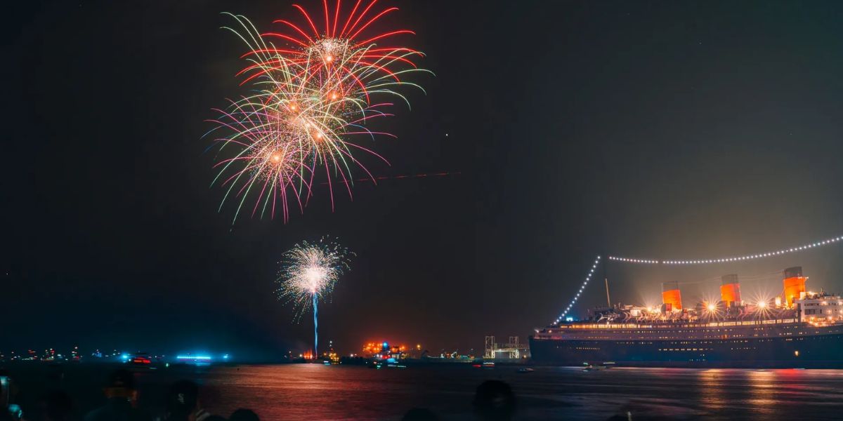 New Year Fireworks Long Beach 2025 Downtown Show Details, Viewing Areas, and Nearby Events