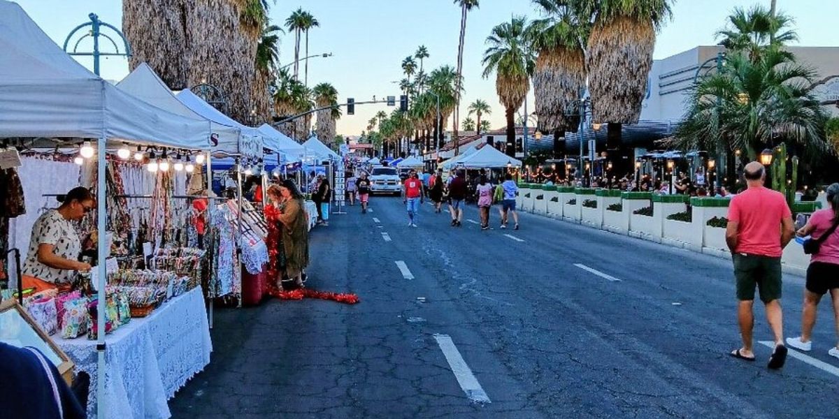 Palm Desert Holiday Street Fair 2025 Weekend Event with Vendors, Entertainment, and Festive Treats