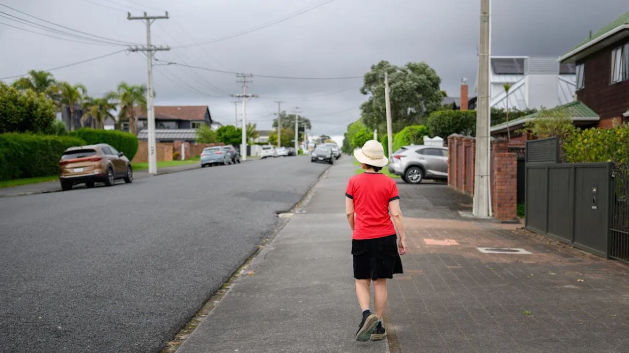 Pedestrian Walking Home Reported as ‘Suspicious’ Highlights America’s Car-Dependent Infrastructure Problem