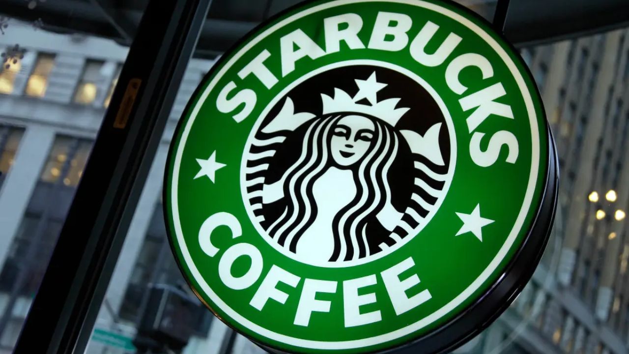 Starbucks to Pay $35 Million to NYC Workers Over Scheduling Violations (1)