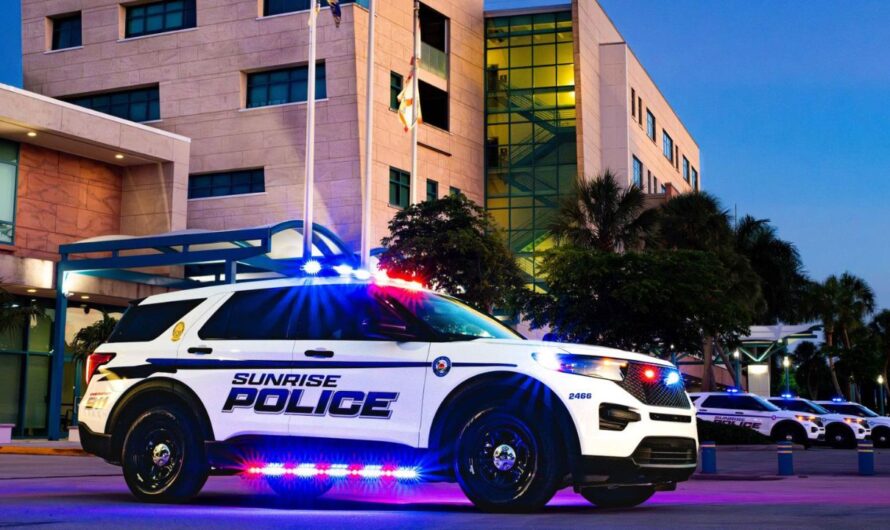 Florida Mother Accused of Leaving Young Children in Uber for Hours, Arrested on Neglect Charges