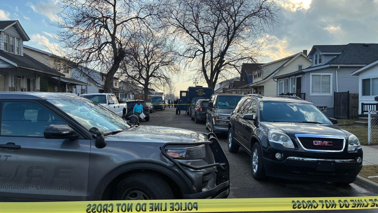 Three Men Found Dead in Detroit Basement After Man Flags Down Police, Investigation Underway