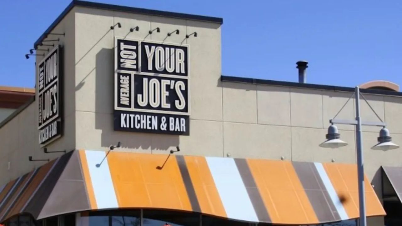 Not Your Average Joe’s, Uno Pizzeria Shutting More Massachusetts Locations
