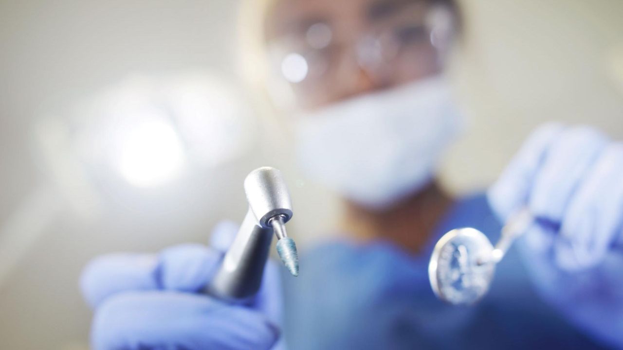 Texas Dentist Arrested After Procedure Halted Over Suspected Intoxication, Affidavit Says