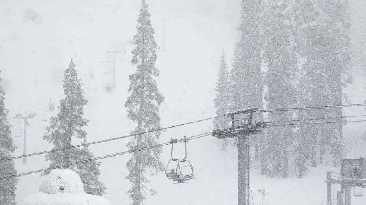 8-Year-Old Airlifted After 30-Foot Fall from Chairlift at California Ski Resort