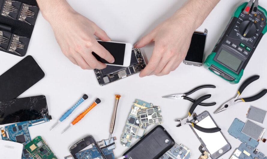 Colorado’s New Right-to-Repair Law Gives Residents Power to Fix Their Own Electronics