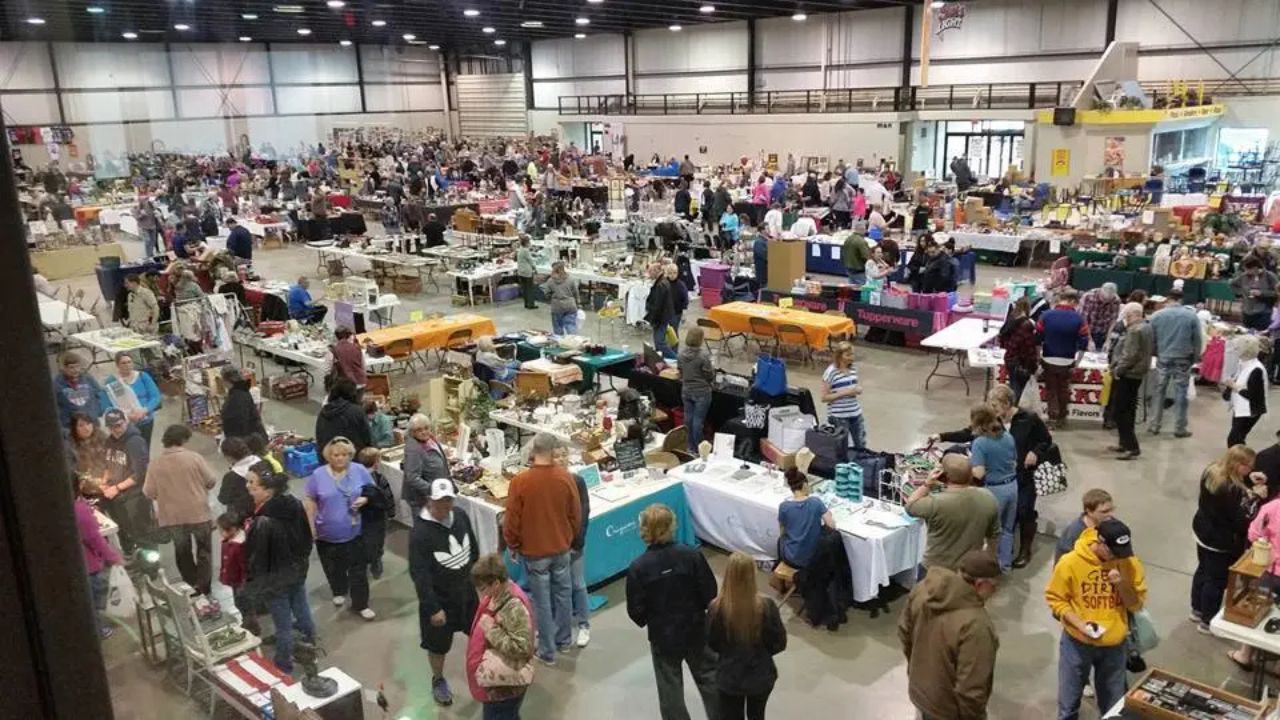 Minot Flea Market Returns North Dakota in 2026 With Crafters, Collectors, Vintage Finds and Food Vendors