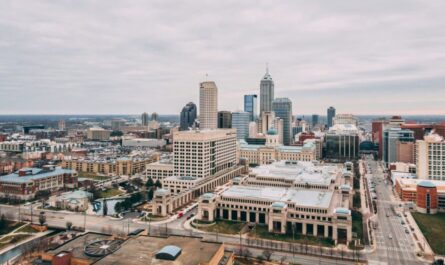 These Indiana Towns Have the Most Walkable Downtowns—And They’re Perfect for Exploring on Foot