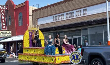 This New Mexico Fiesta Has Parades, Rodeo & Live Music—And It’s Taking Over the Whole Town