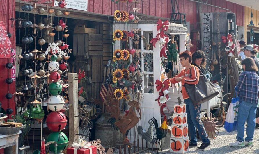 Shipshewana Summer Antique and Vintage Market 2026 in Shipshewana, IN: Dates, Antiques, Collectibles, and What to Expect
