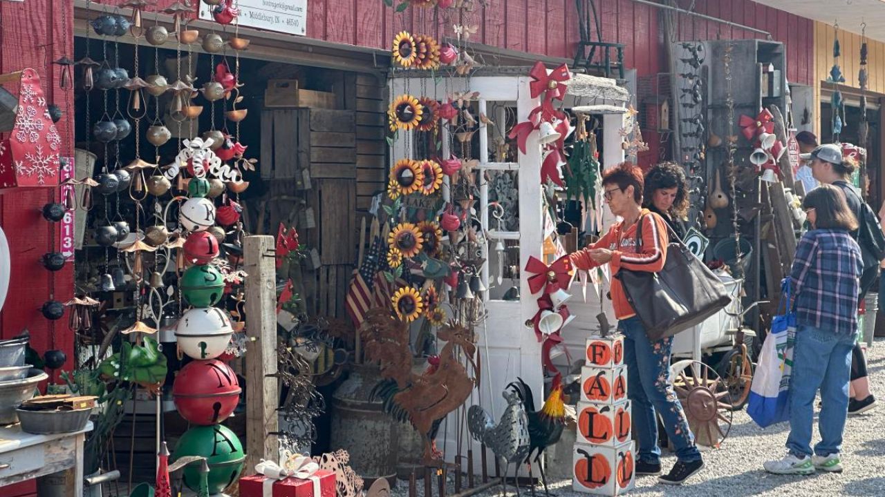 Shipshewana Summer Antique and Vintage Market 2026 in Shipshewana, IN Dates, Antiques, Collectibles, and What to Expect