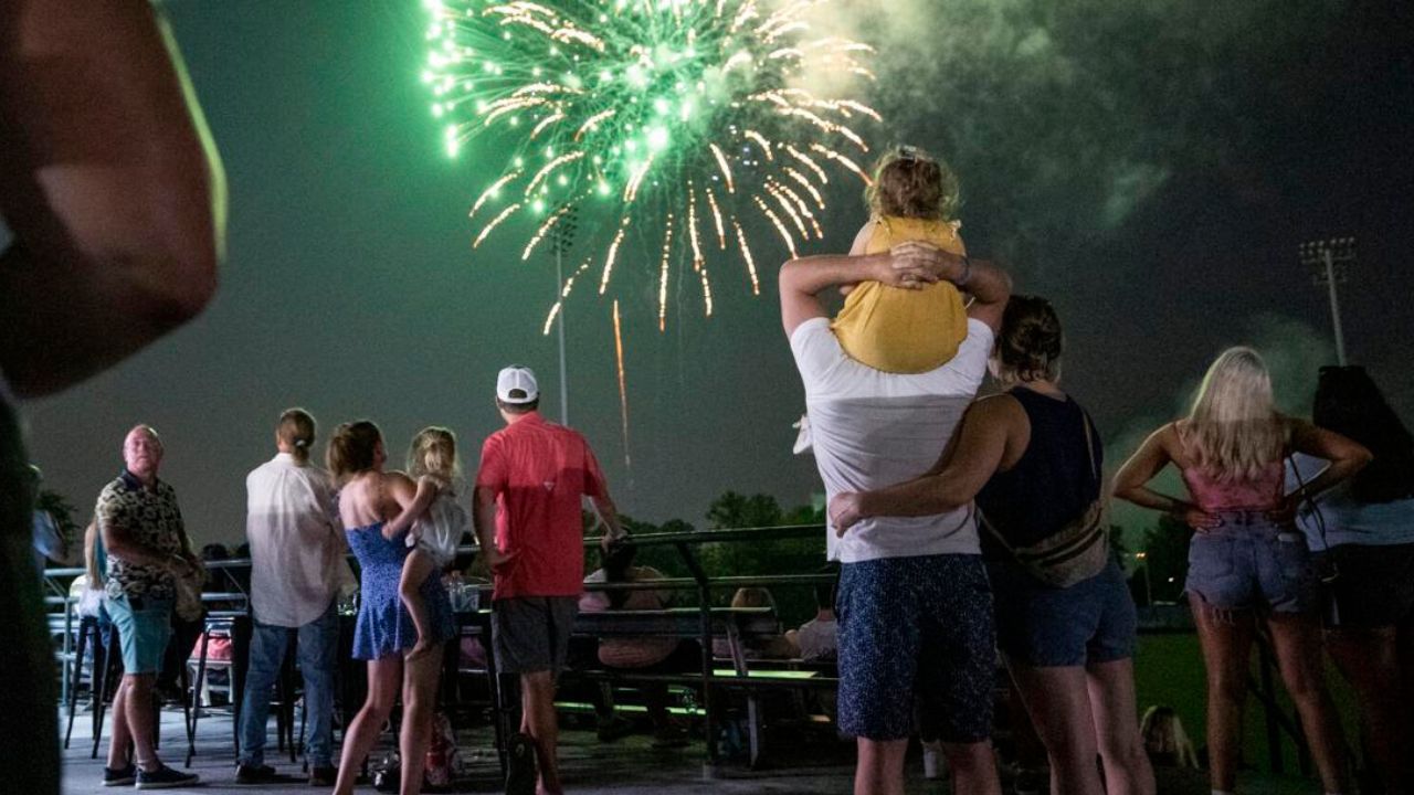 Charleston July 4 Fireworks 2026 Schedule, Event Timings, Parking, and Best Viewing Spots