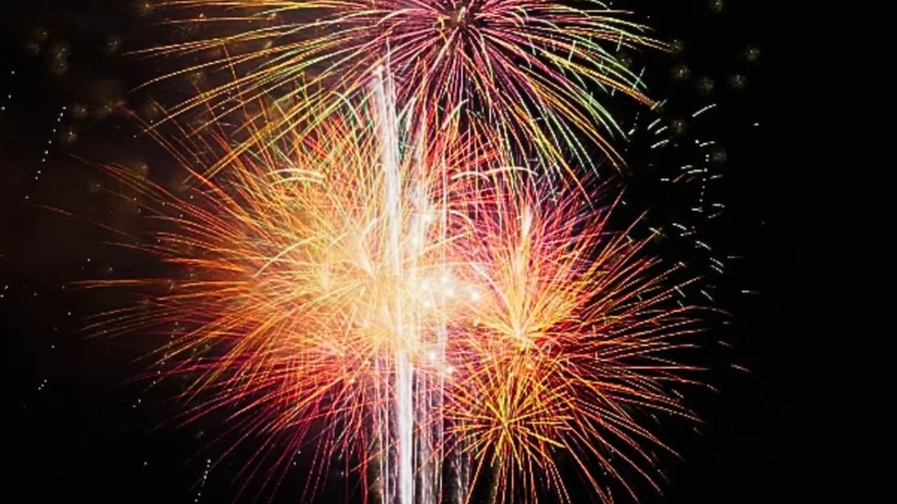 Pensacola July 4 Fireworks 2026 Schedule, Event Timings, Parking, and Best Viewing Spots