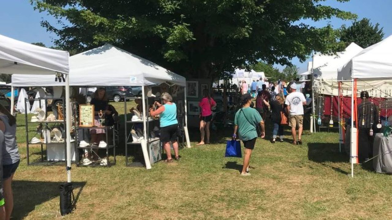 Brewster Arts and Craft Festival 2026 in Brewster, MA: Dates, Venue, Artisans, Food, and Event Details
