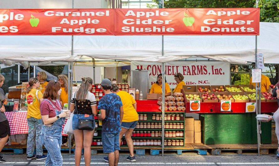 North Carolina Apple Festival 2026 in Hendersonville, NC: Dates, Venue, Parade, Live Music, and Apple Treats