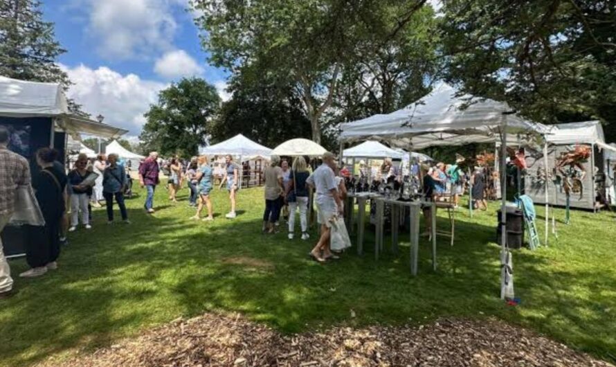 Oconomowoc Festival of the Arts 2026 in Oconomowoc, WI: Dates, Location, Artists, Entertainment, and Event Details