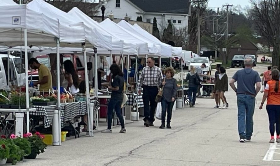 Wheaton Summer Flea Market 2026 in Wheaton, IL: Date, Location, Vintage Shopping, and Event Details