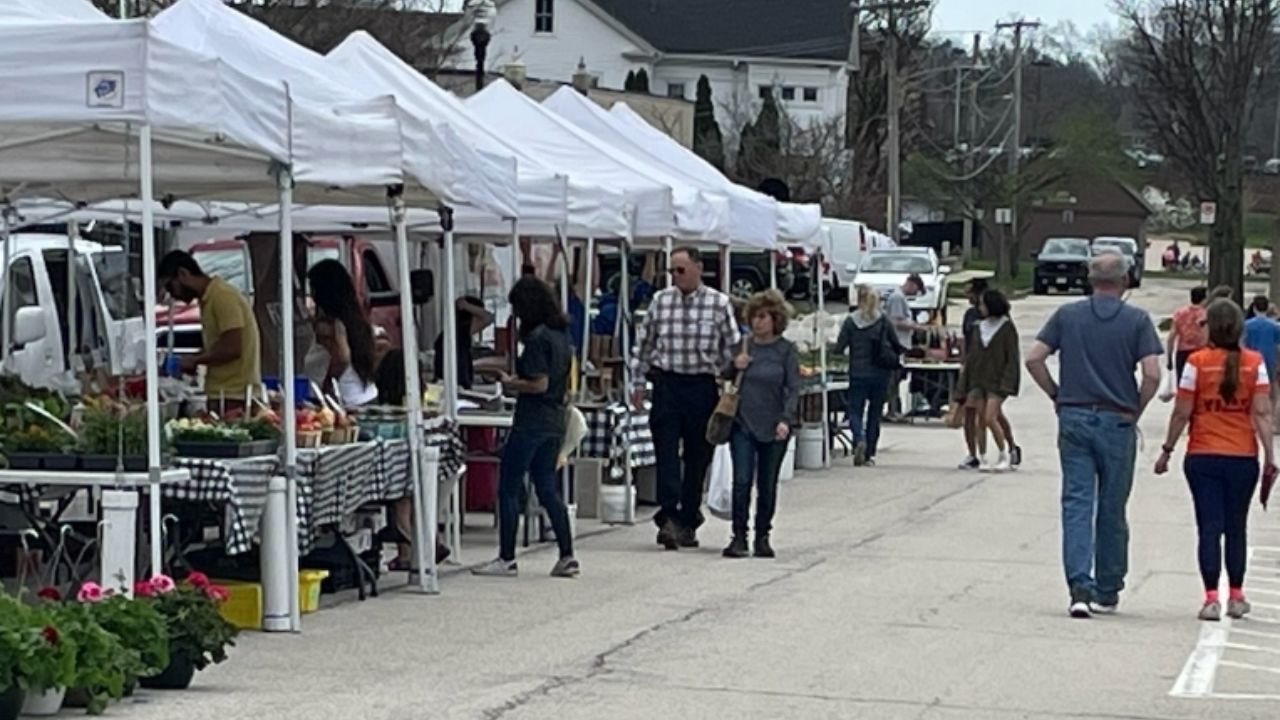 Wheaton Summer Flea Market 2026 in Wheaton, IL Date, Location, Vintage Shopping, and Event Details
